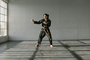 The Influence of MMA Fighters on Online Casino Promotions