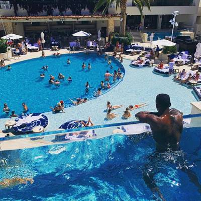 Israel Adesanya IG Post - "tAkE me bAcK!" - instahoes MMA Photo