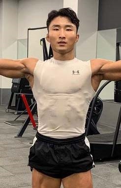 Jeong Yeong Lee