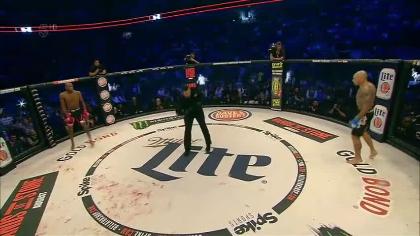 Mvp Cyborg Cyborg Santos vs. Michael Page Bellator 158 Full Fight Part 1
